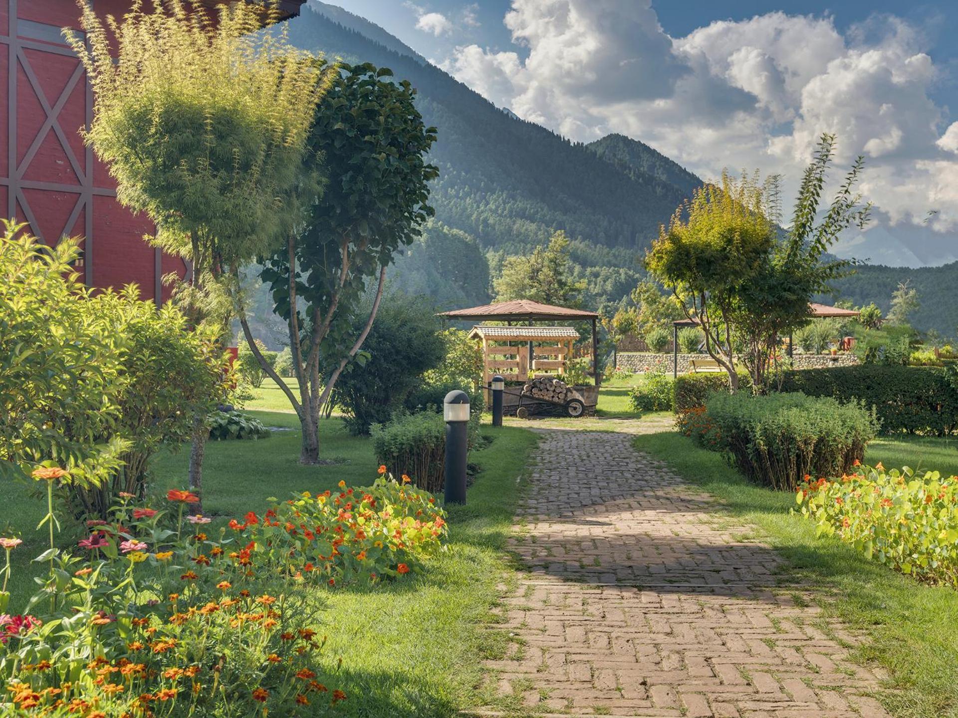 på 100 m² i Pahalgam, med 1 sovrum och 1 badrum  Exteriör bild