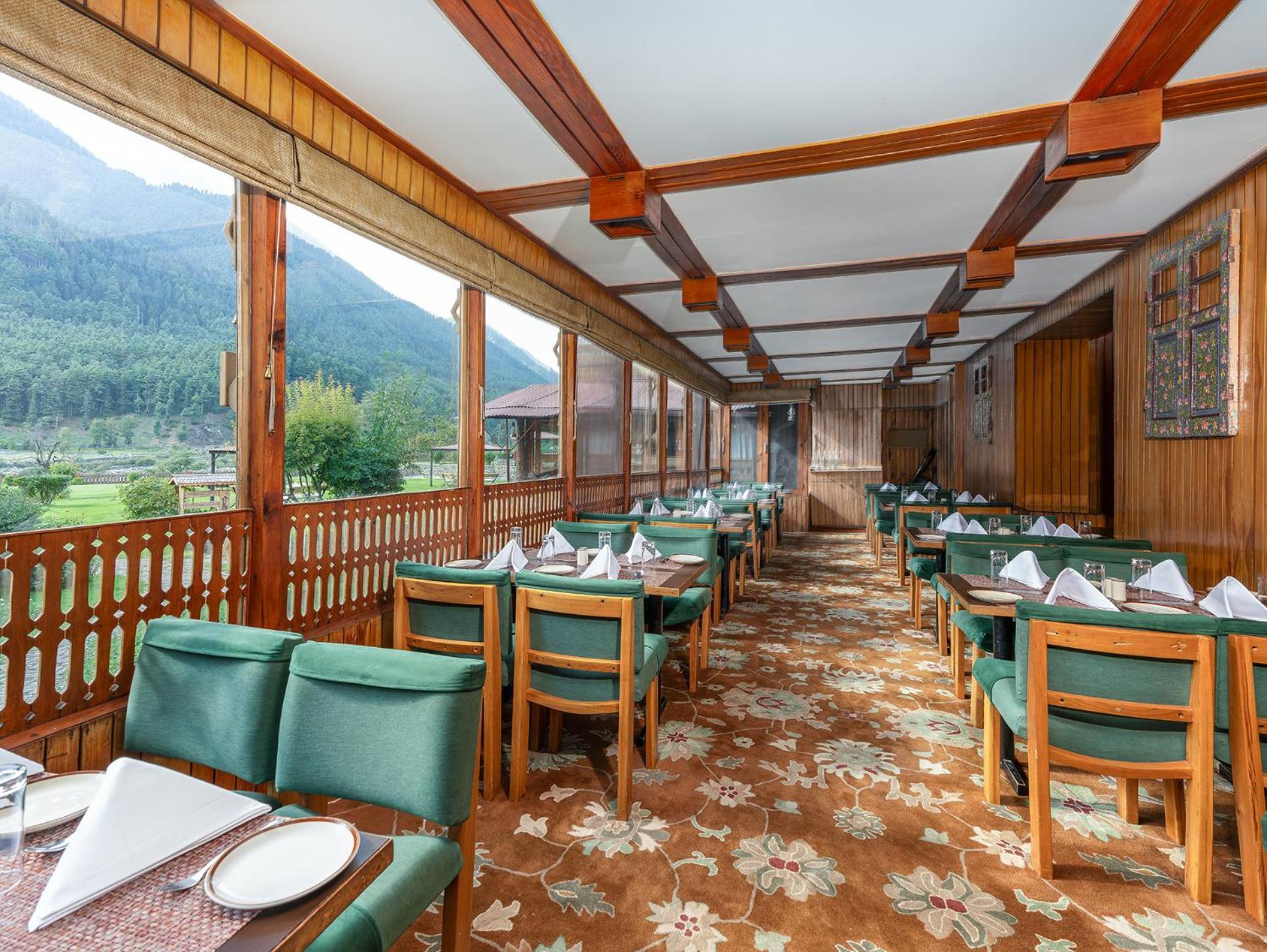 på 100 m² i Pahalgam, med 1 sovrum och 1 badrum  Exteriör bild