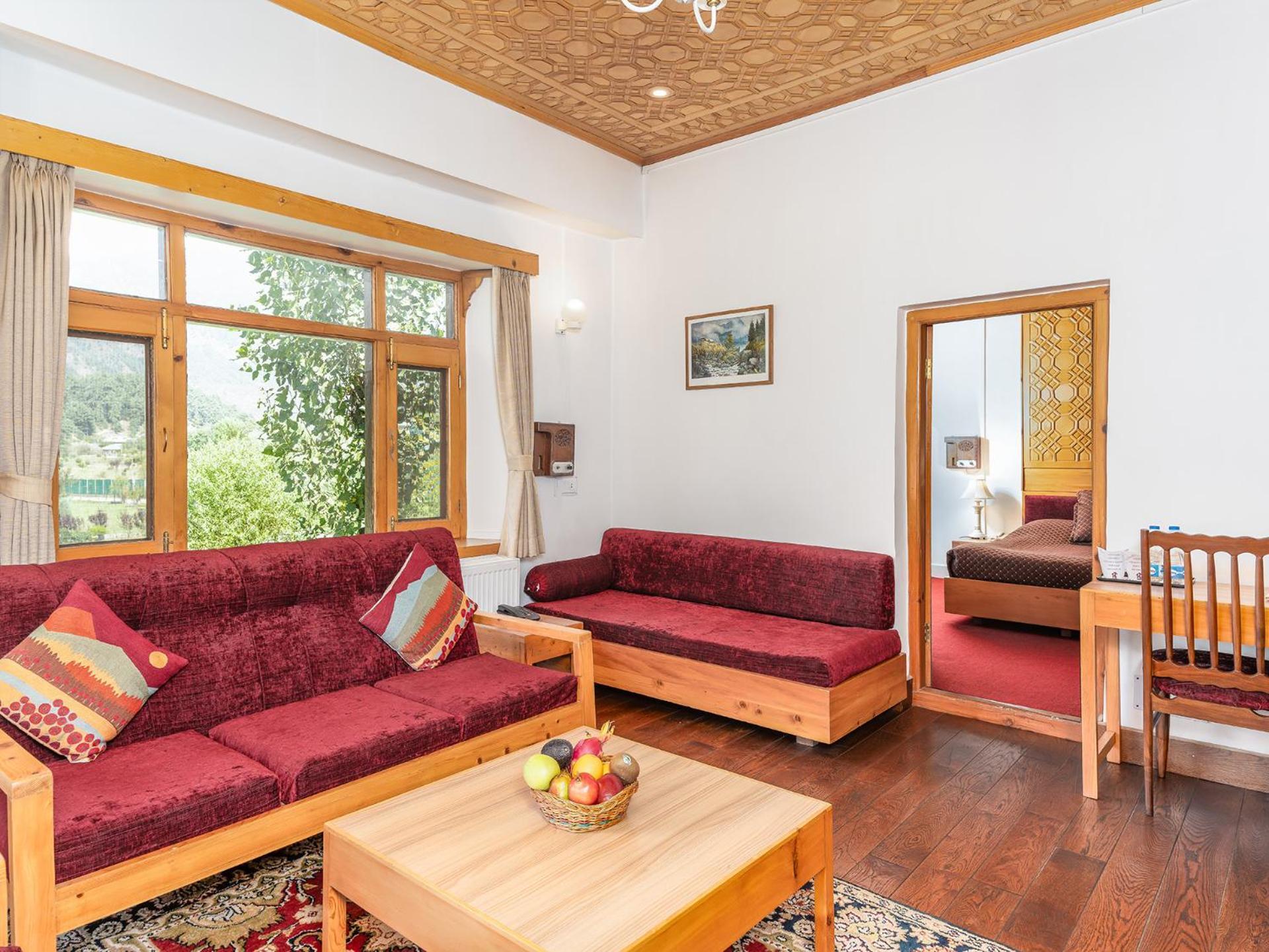 på 100 m² i Pahalgam, med 1 sovrum och 1 badrum  Exteriör bild