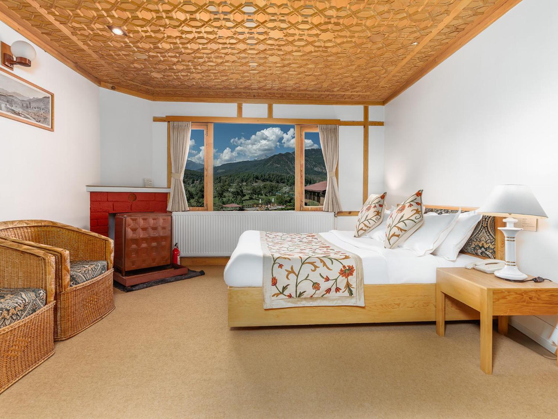 på 100 m² i Pahalgam, med 1 sovrum och 1 badrum  Exteriör bild
