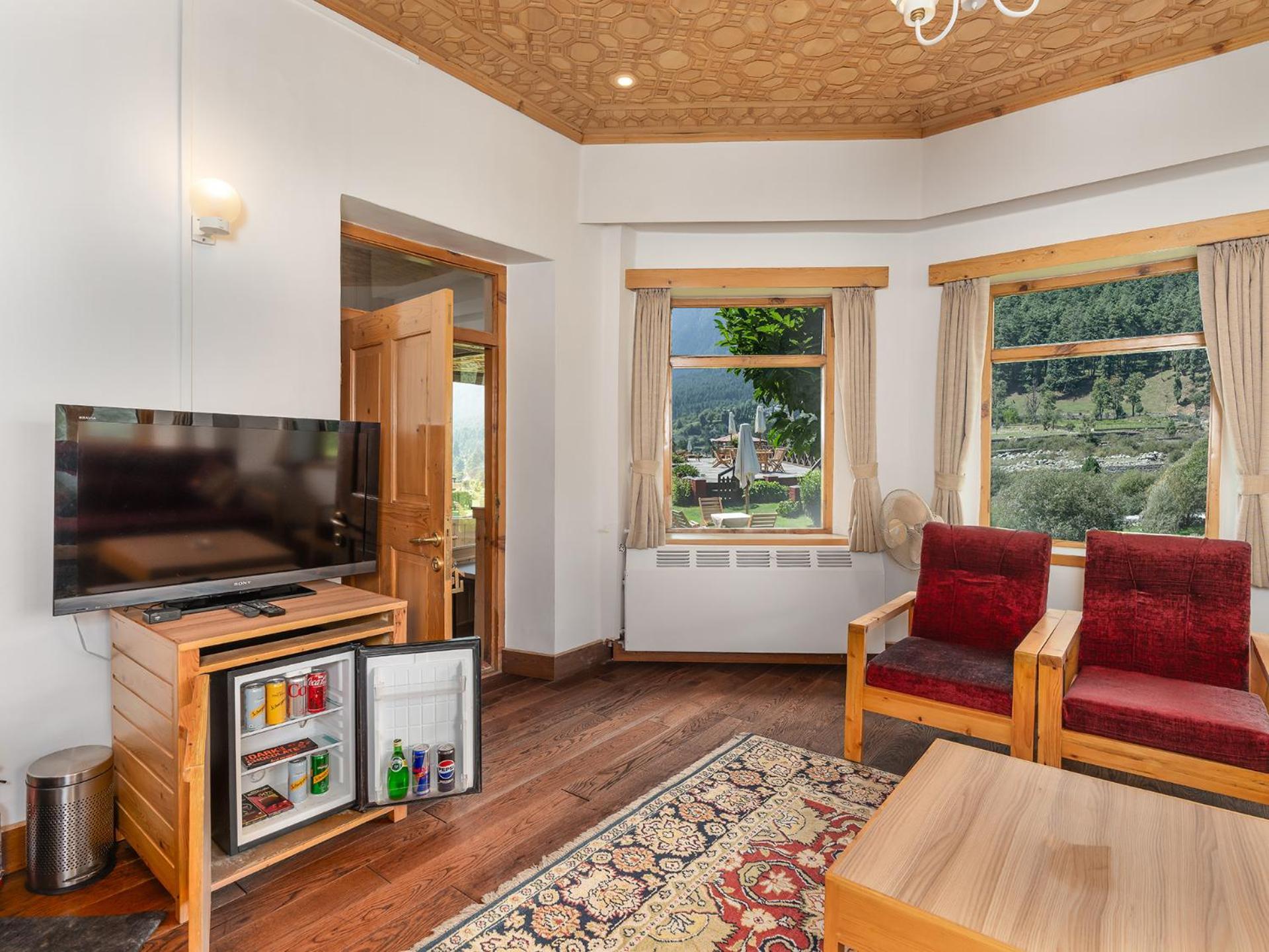 på 100 m² i Pahalgam, med 1 sovrum och 1 badrum  Exteriör bild